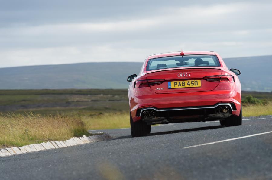  Audi RS5 Coupe 2017 года  (UK) (фото 4 из 40)